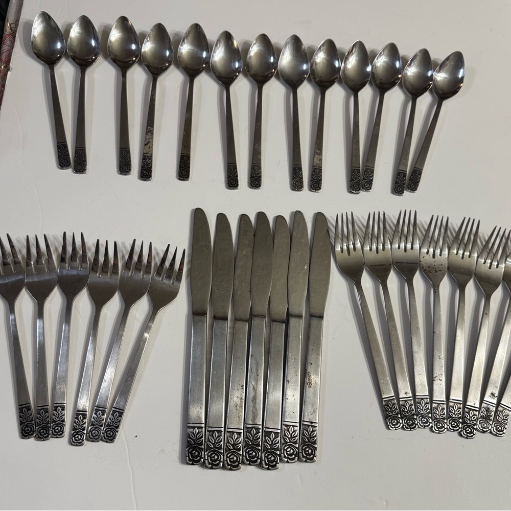 34 set St Regis Silver Fork and Knife Set